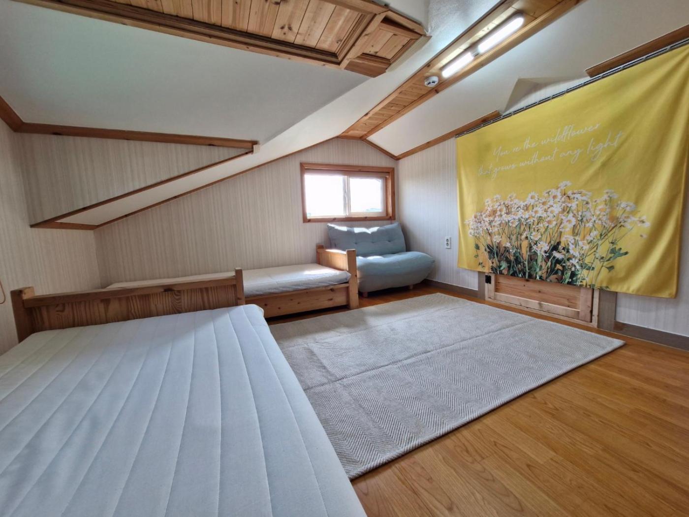 Tree House Guesthouse Jeju Exterior foto