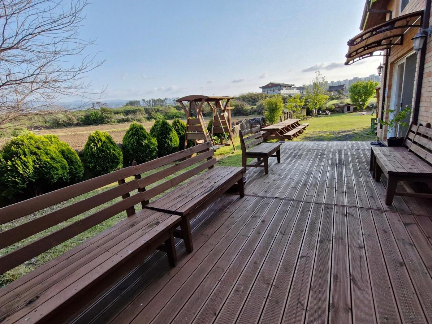 Tree House Guesthouse Jeju Exterior foto